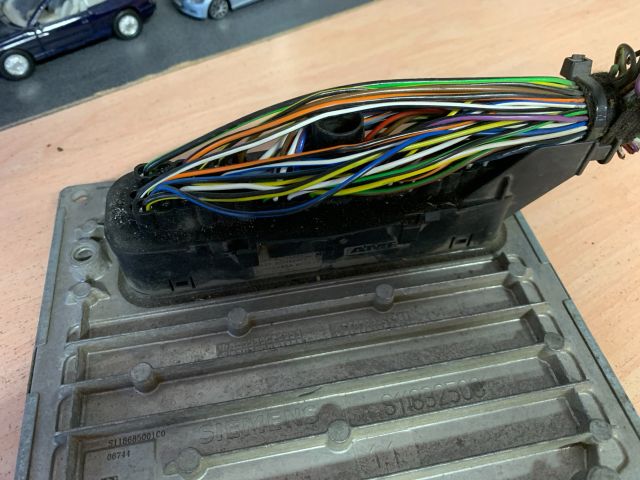 bontott FORD KA Motorvezérlő