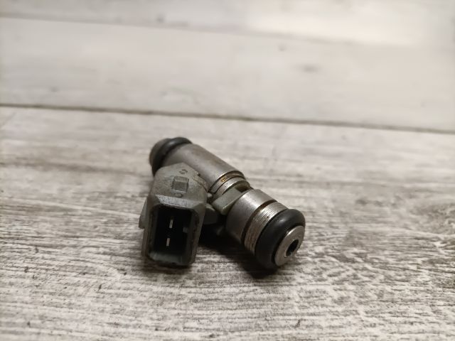 bontott FORD KA Porlasztó (1 db)