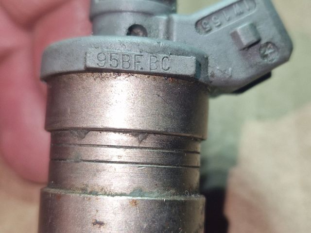 bontott FORD KA Porlasztó (1 db)