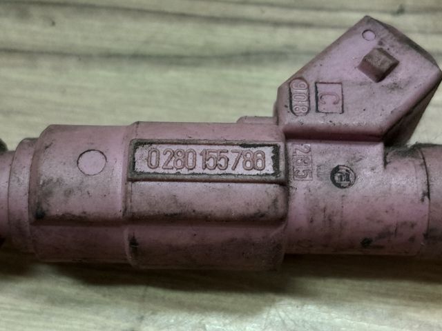 bontott FORD KA Porlasztó (1 db)