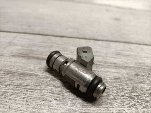 bontott FORD KA Porlasztó (1 db)