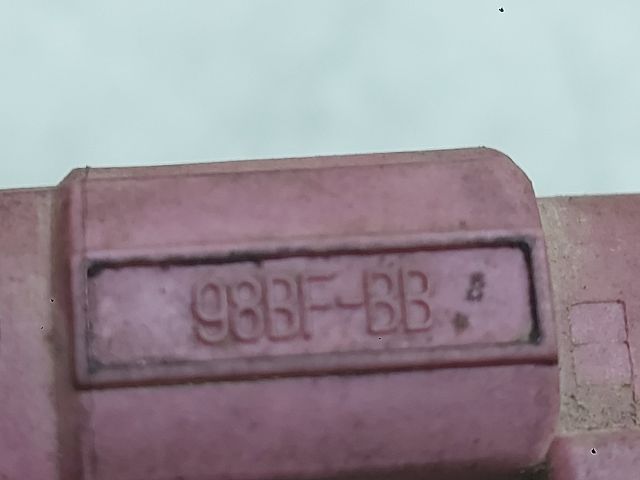 bontott FORD KA Porlasztó (1 db)