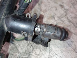 bontott FORD KA Porlasztó Sor / Híd