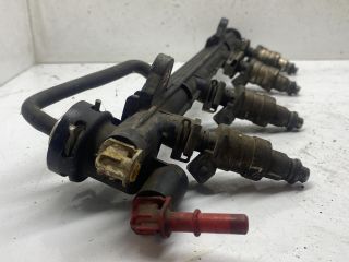 bontott FORD KA Porlasztó Sor / Híd