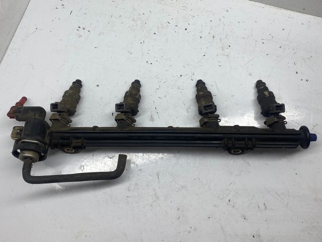 bontott FORD KA Porlasztó Sor / Híd