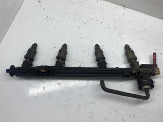 bontott FORD KA Porlasztó Sor / Híd