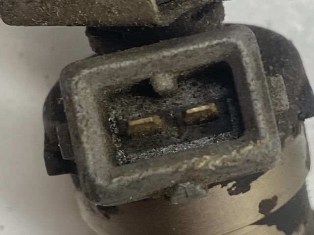 bontott FORD KA Porlasztó Sor / Híd