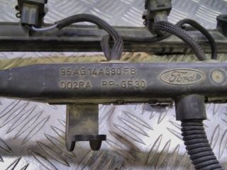 bontott FORD KA Porlasztó Sor / Híd