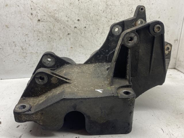 bontott FORD KA Szervó Tartó Bak (Magában)