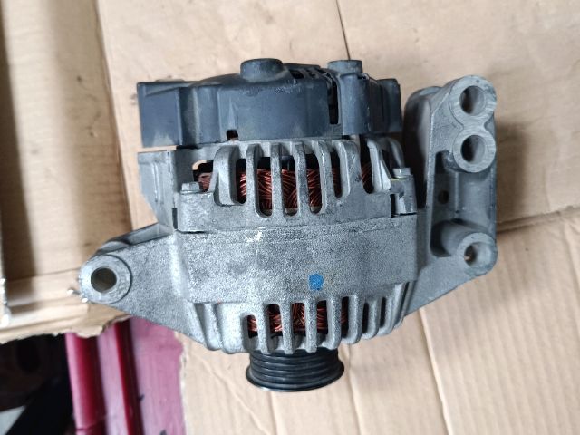 bontott FORD KA Generátor