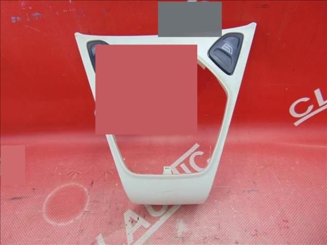 bontott FORD KA Ablakemelő Kapcsoló Négyes / Kettes