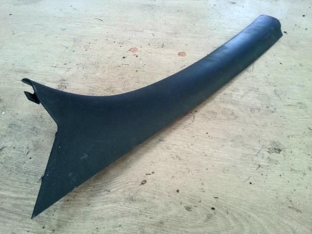 bontott FORD KA Bal A Oszlop Burkolat