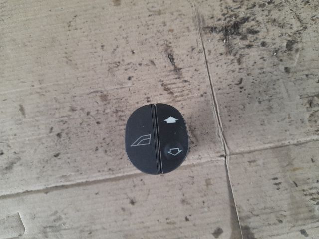 bontott FORD KA Bal első Ablakemelő Kapcsoló