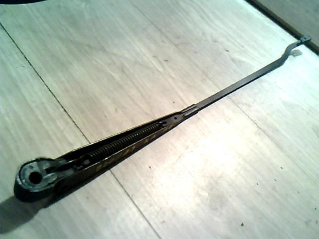 bontott FORD KA Bal első Ablaktörlő Kar