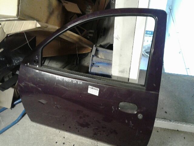 bontott FORD KA Bal első Ajtó (Részeivel)