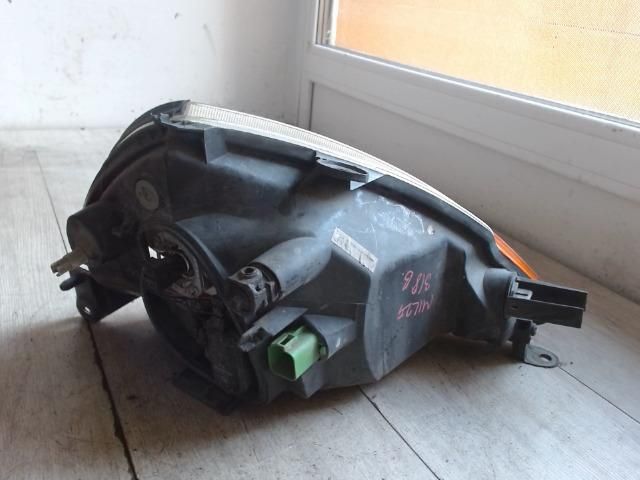 bontott FORD KA Bal Fényszóró