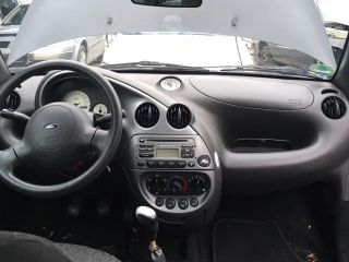 bontott FORD KA Biztosítéktábla Utastér