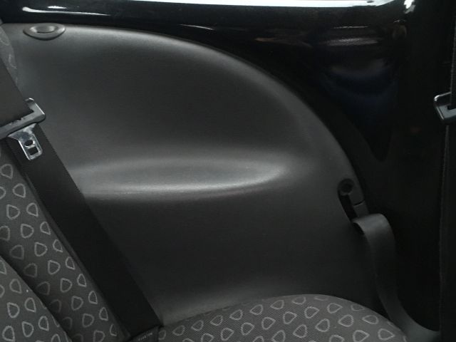 bontott FORD KA Biztosítéktábla Utastér