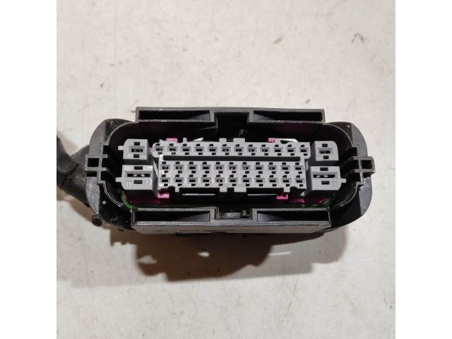 bontott FORD KA Csatlakozó