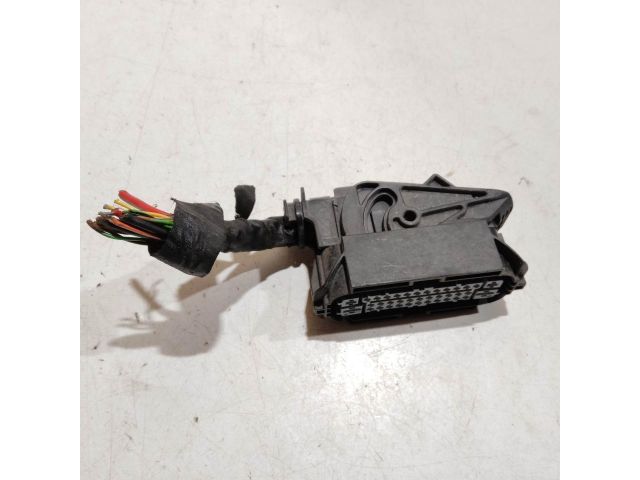 bontott FORD KA Csatlakozó