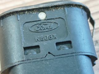 bontott FORD KA Csomagtér Nyitó Kar / Gomb