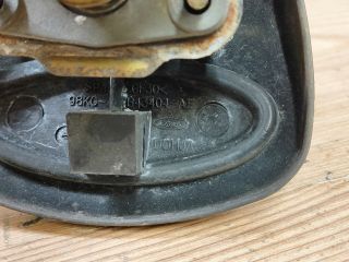 bontott FORD KA Csomagtér Nyitó Kar / Gomb