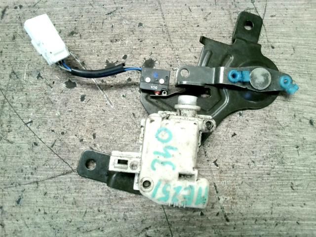 bontott FORD KA Csomagtérajtó Motor