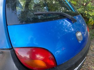 bontott FORD KA Csomagtérajtó (Részeivel)