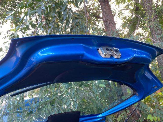 bontott FORD KA Csomagtérajtó (Részeivel)