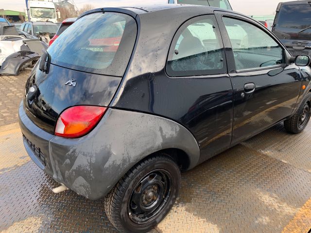 bontott FORD KA Csomagtérajtó (Részeivel)