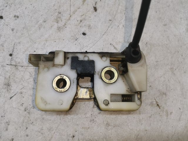 bontott FORD KA Csomagtérajtó Zárszerkezet