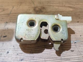 bontott FORD KA Csomagtérajtó Zárszerkezet