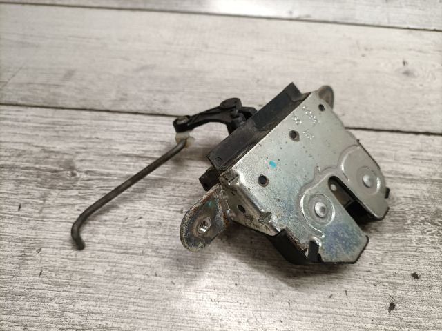 bontott FORD KA Csomagtérajtó Zárszerkezet