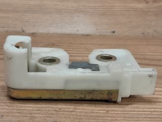 bontott FORD KA Csomagtérajtó Zárszerkezet