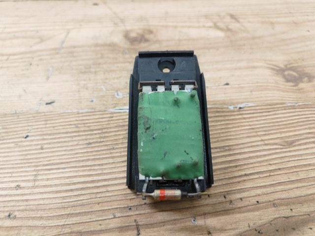 bontott FORD KA Előtét Ellenállás Fűtőmotor