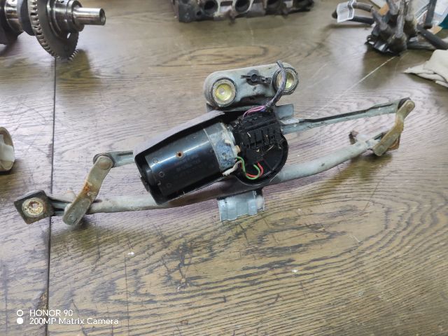 bontott FORD KA Első Ablaktörlő Szerkezet Motorral