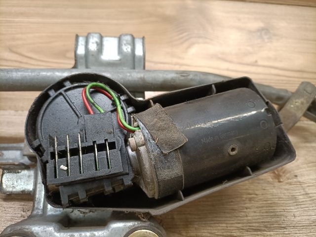 bontott FORD KA Első Ablaktörlő Szerkezet Motorral