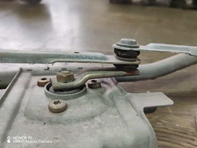 bontott FORD KA Első Ablaktörlő Szerkezet Motorral