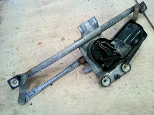 bontott FORD KA Első Ablaktörlő Szerkezet Motorral