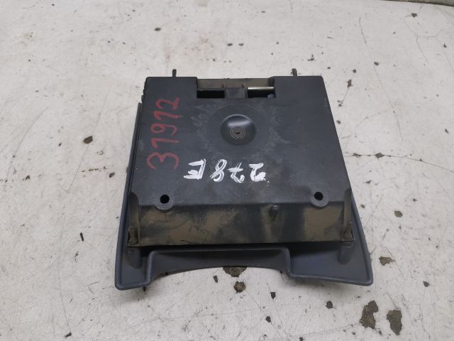 bontott FORD KA Első Hamutartó