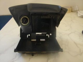 bontott FORD KA Első Hamutartó