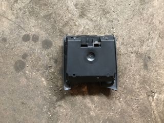 bontott FORD KA Első Hamutartó