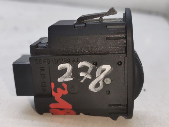 bontott FORD KA Fényszórómagasság Állító Kapcsoló