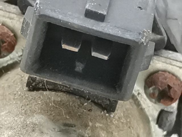 bontott FORD KA Fűtéscsap