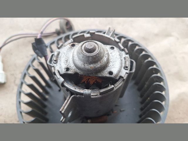 bontott FORD KA Fűtőmotor (Klímás)