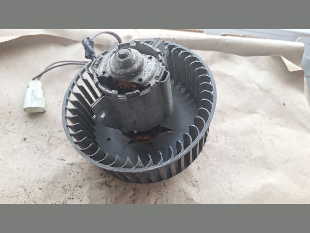 bontott FORD KA Fűtőmotor (Klímás)