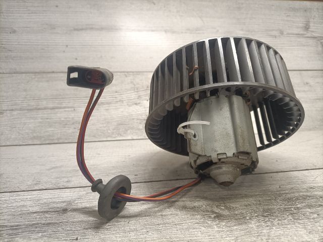 bontott FORD KA Fűtőmotor (Nem klímás)