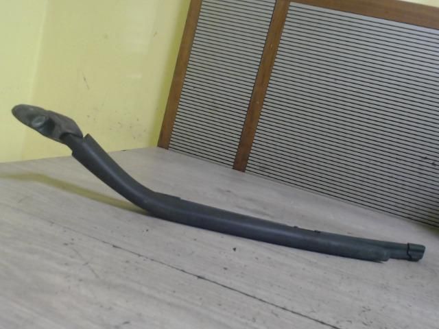 bontott FORD KA Hátsó Ablaktörlő Kar