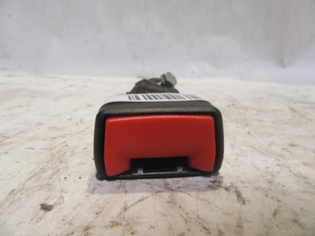 bontott FORD KA Hátsó középső Biztonsági Öv Csat