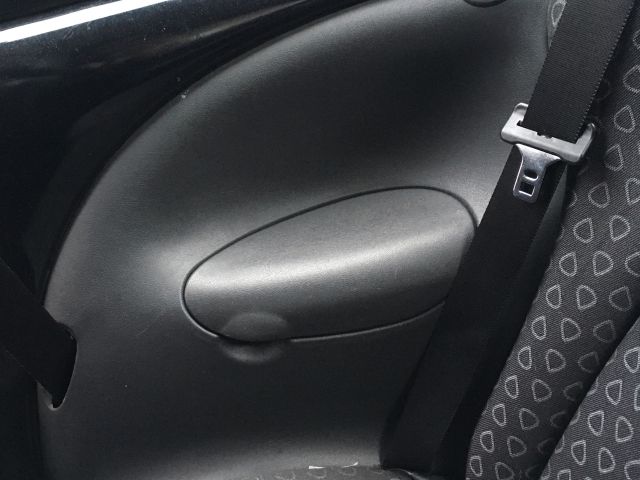 bontott FORD KA Hátsó Ülés Szett